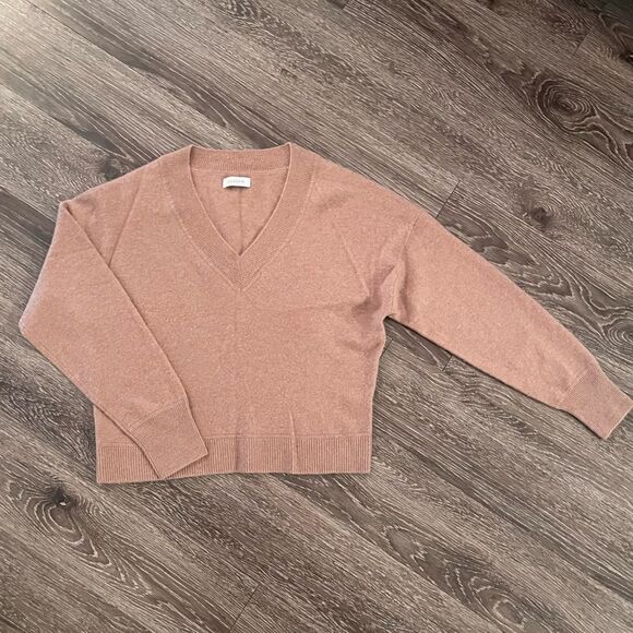 Naadam deep v neck cashmere pullover - Picture 1 of 9